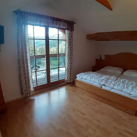 Schoenberghuette Nyaraló Lachtal